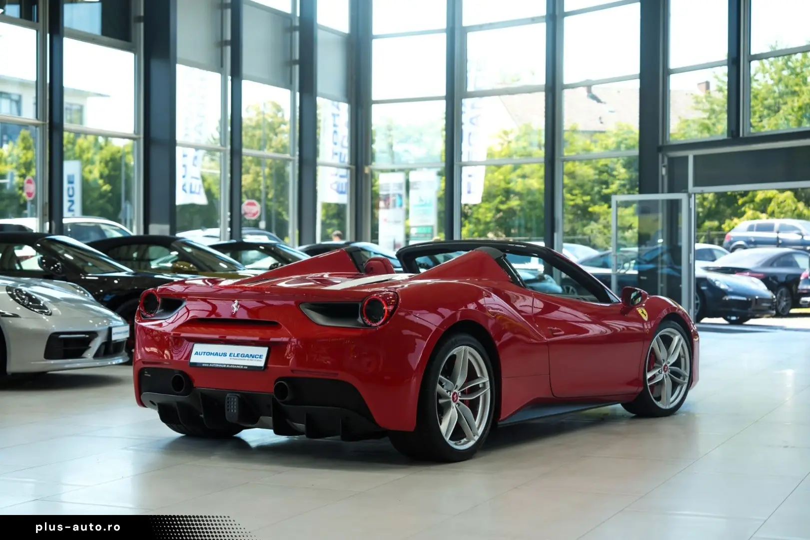 FERRARI 488 Spider TAILOR-MADE DAYTONA-SEATS