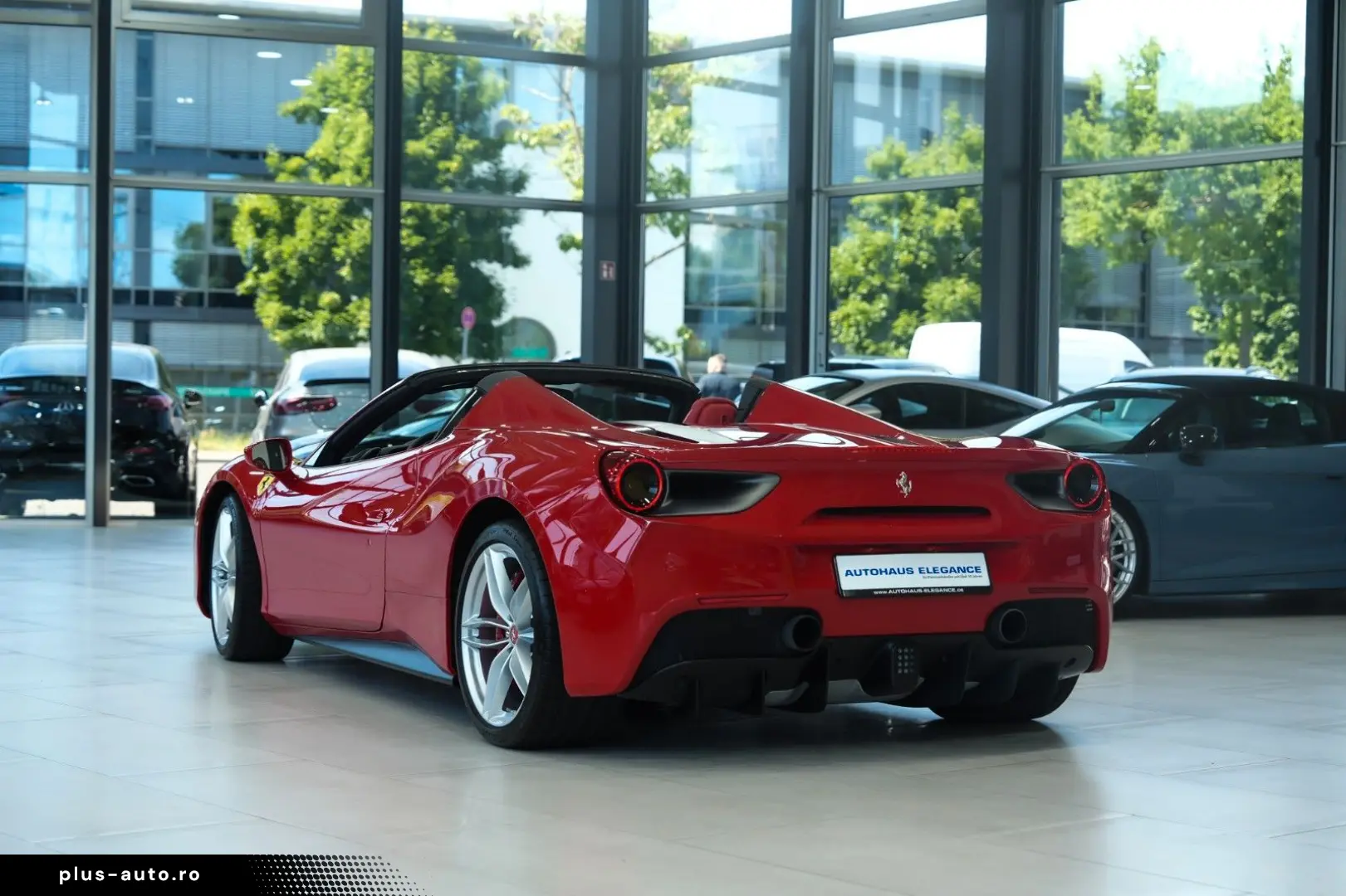 FERRARI 488 Spider TAILOR-MADE DAYTONA-SEATS