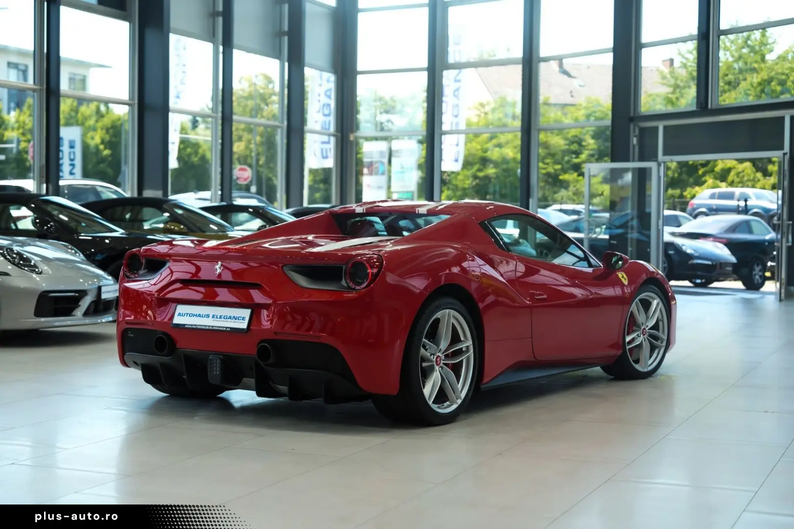 FERRARI 488 Spider TAILOR-MADE DAYTONA-SEATS