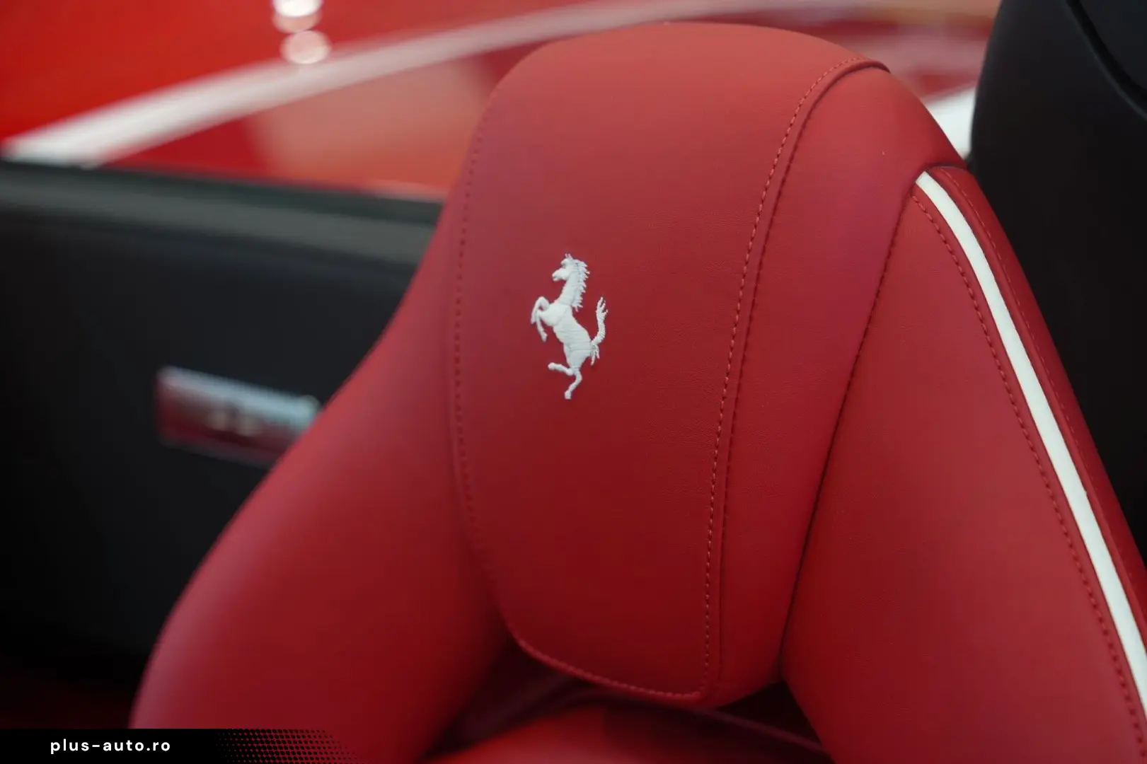 FERRARI 488 Spider TAILOR-MADE DAYTONA-SEATS