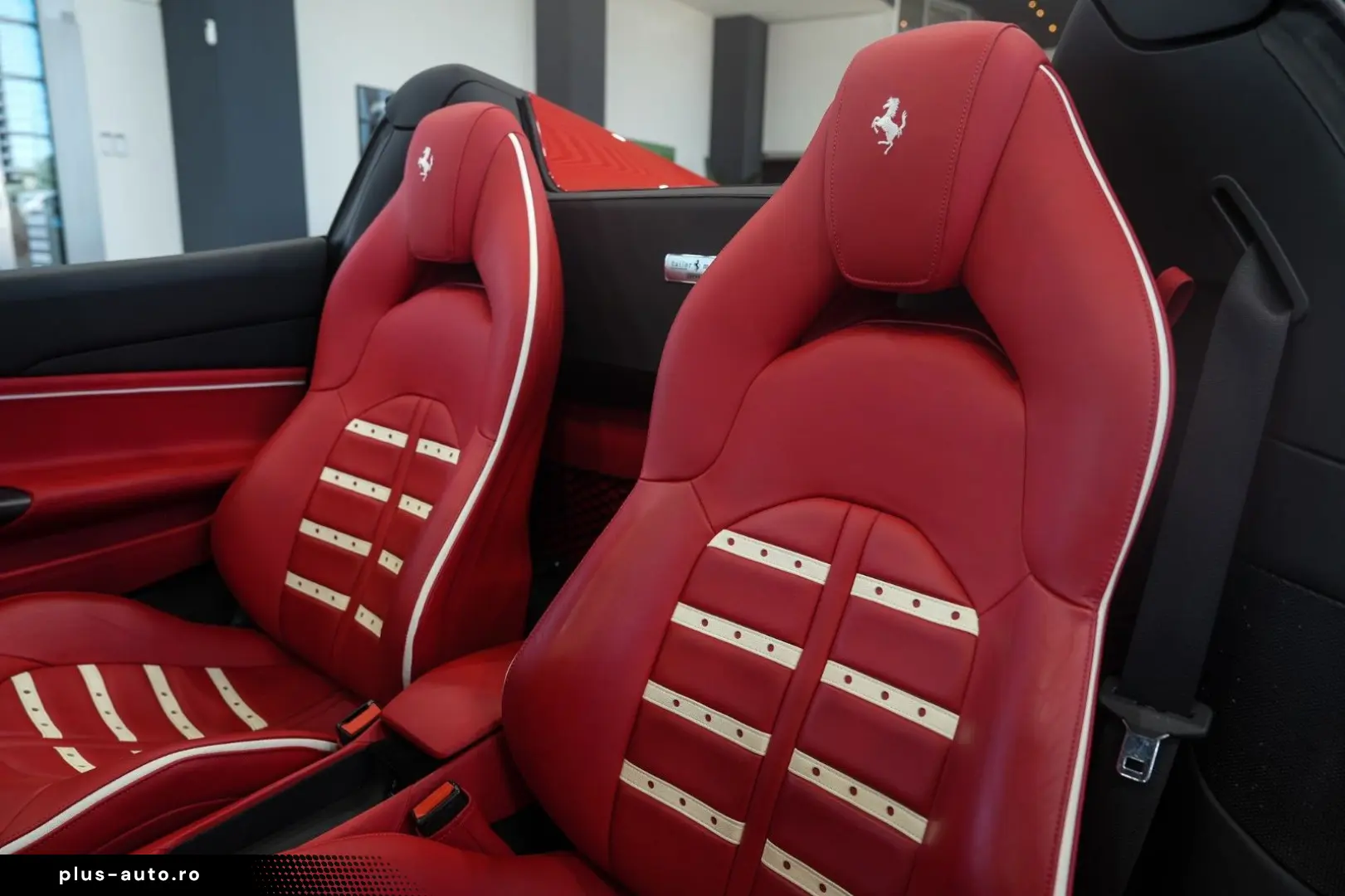 FERRARI 488 Spider TAILOR-MADE DAYTONA-SEATS