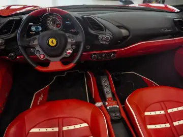 FERRARI 488 Spider TAILOR-MADE DAYTONA-SEATS