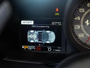 FERRARI 488 Spider TAILOR-MADE DAYTONA-SEATS
