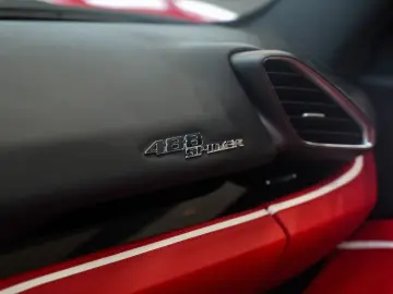 FERRARI 488 Spider TAILOR-MADE DAYTONA-SEATS