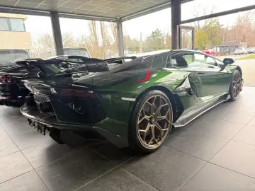 Lamborghini Aventador SVJ AD Personam- Capristo-Shiny Carbon