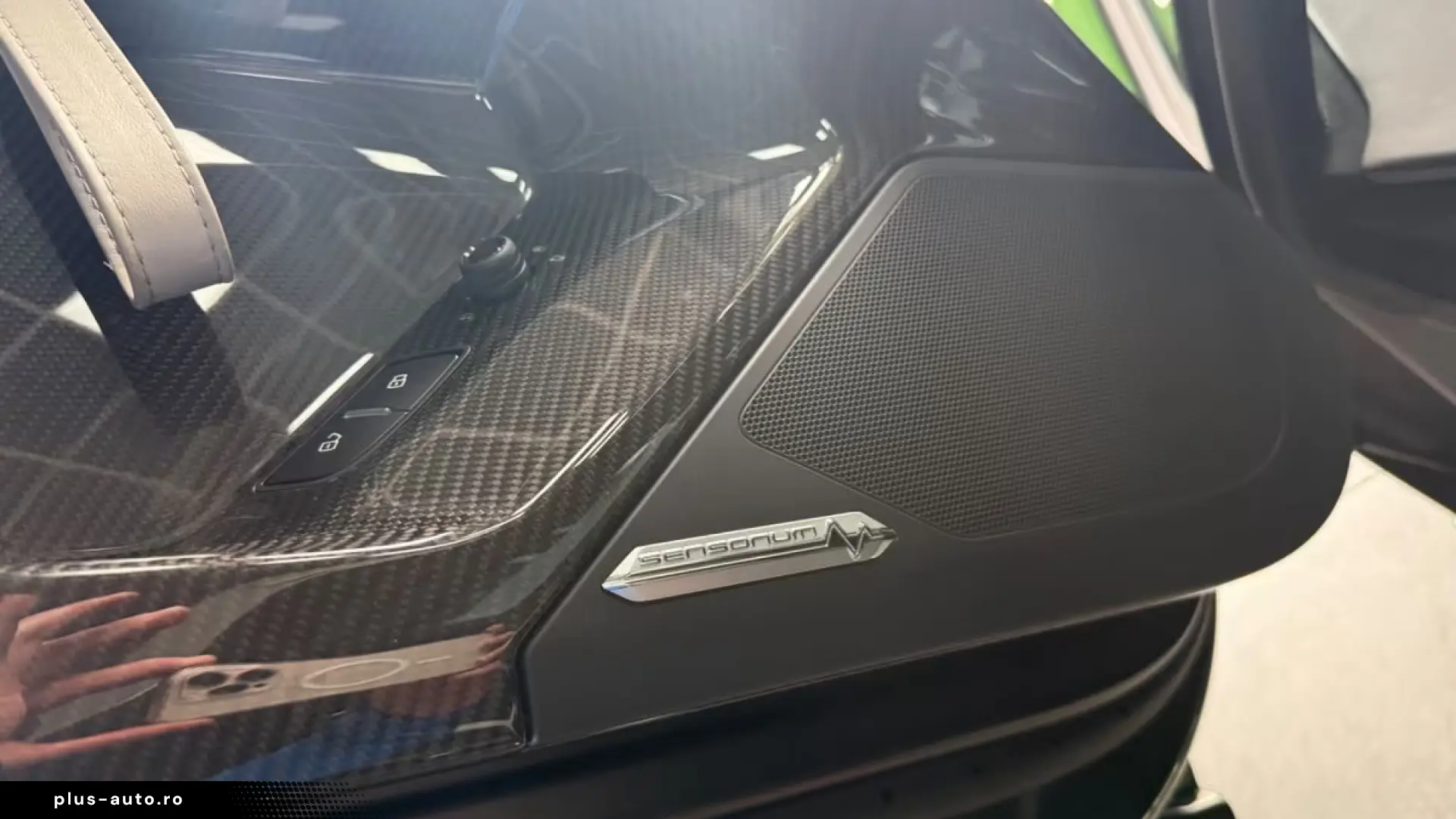 Lamborghini Aventador SVJ AD Personam- Capristo-Shiny Carbon