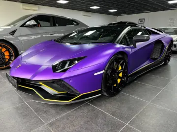 Lamborghini Aventador Ultimae Roadster 1 of 250- Full carbon