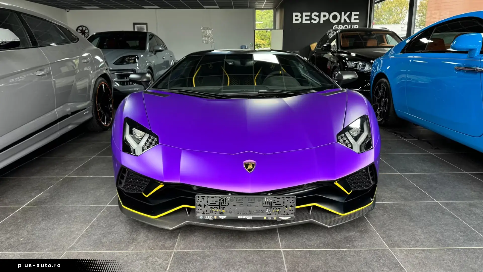 Lamborghini Aventador Ultimae Roadster 1 of 250- Full carbon