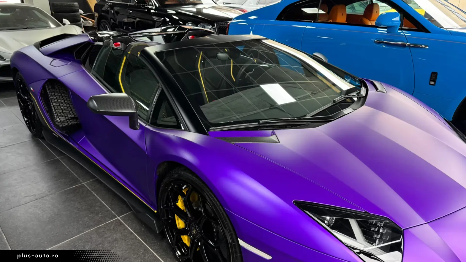 Lamborghini Aventador Ultimae Roadster 1 of 250- Full carbon