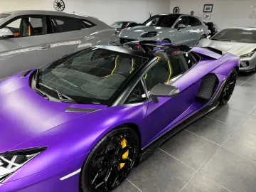 Lamborghini Aventador Ultimae Roadster 1 of 250- Full carbon