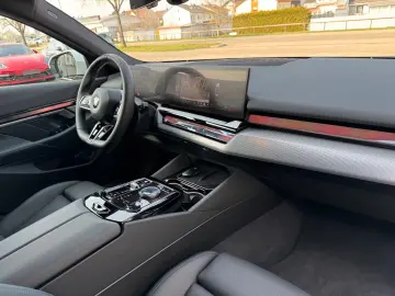 BMW 520d M Sport Harman Kardon Digital Key LED
