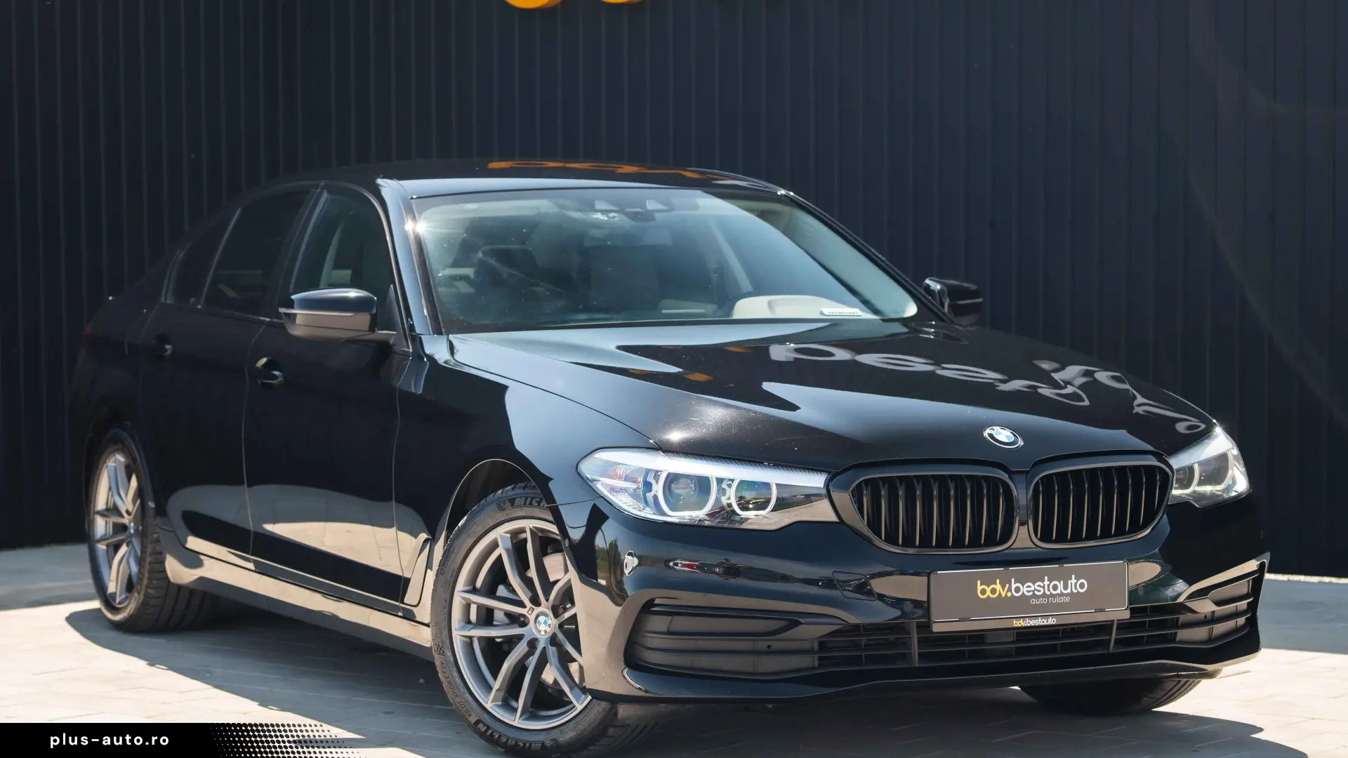 BMW Seria 5 520d xDrive AT