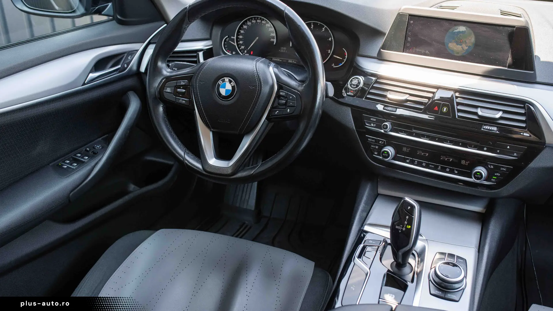 BMW Seria 5 520d xDrive AT