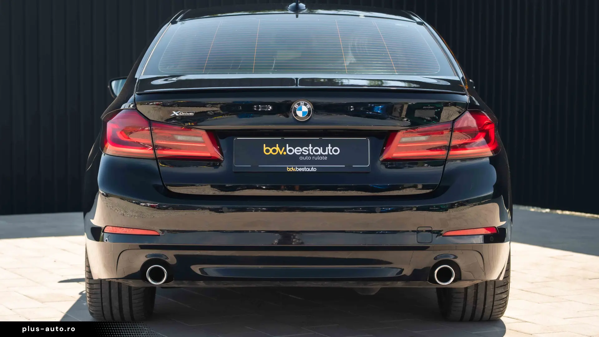 BMW Seria 5 520d xDrive AT