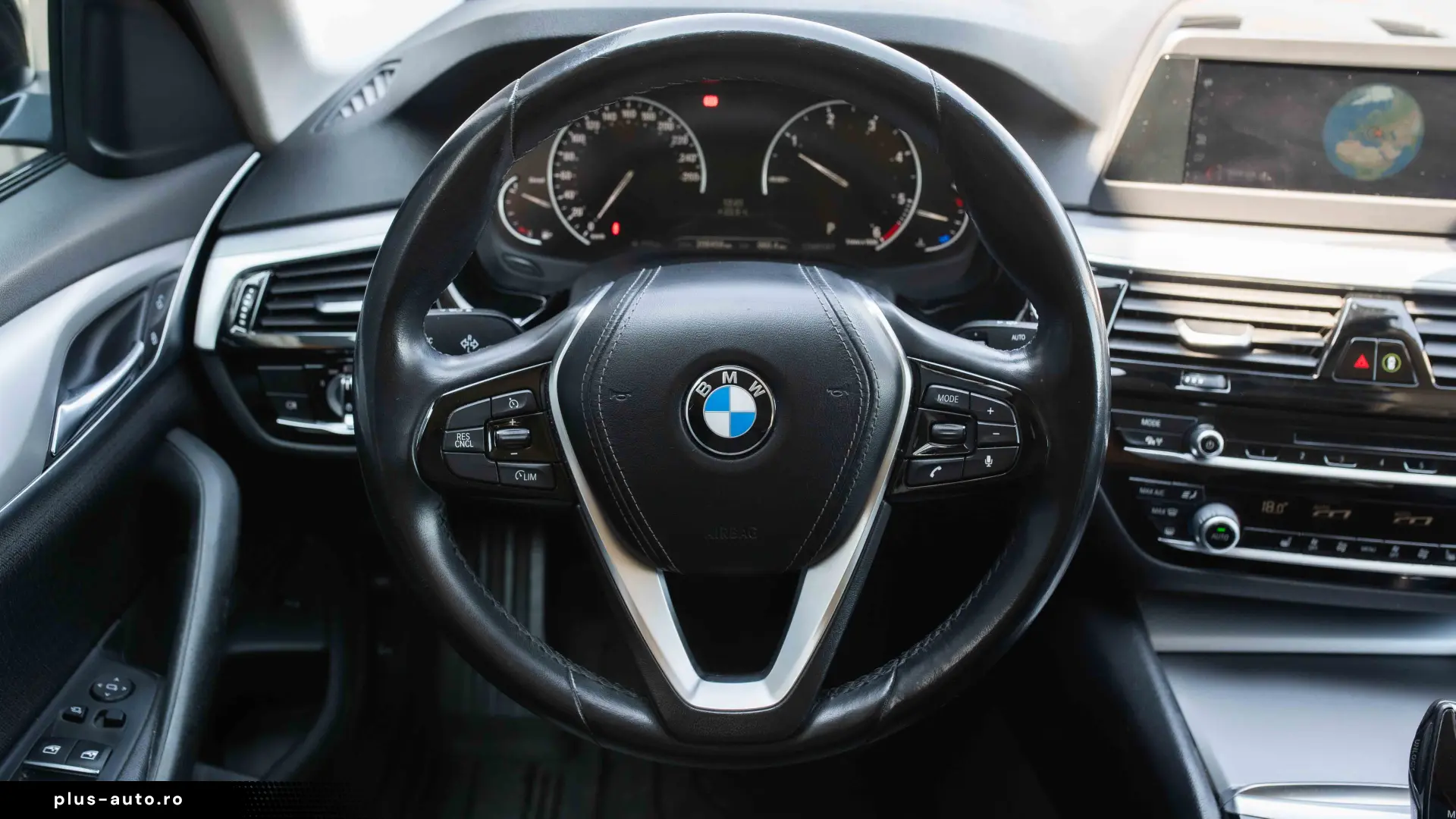 BMW Seria 5 520d xDrive AT