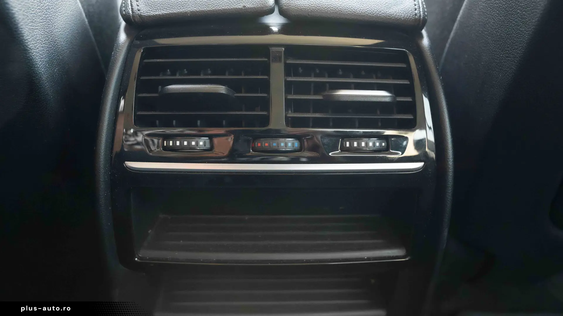 BMW Seria 5 520d xDrive AT