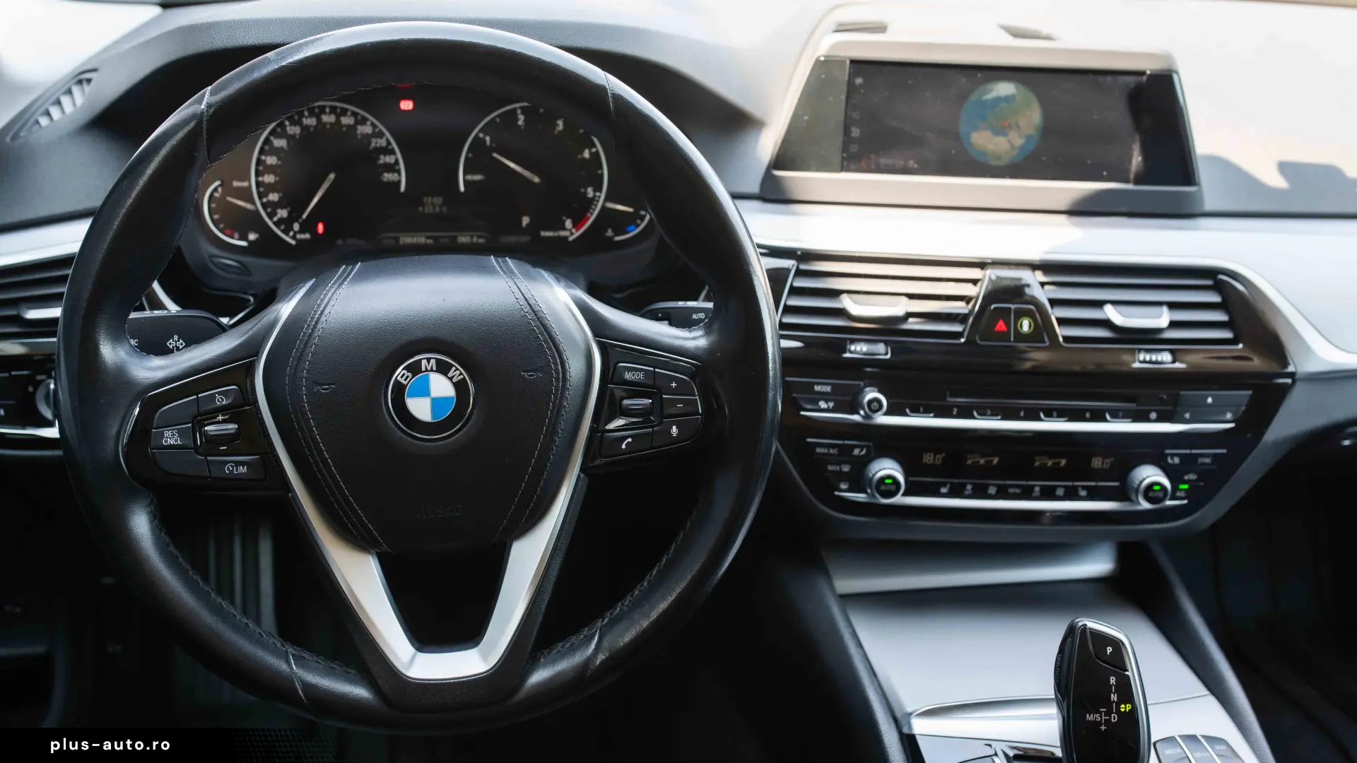 BMW Seria 5 520d xDrive AT