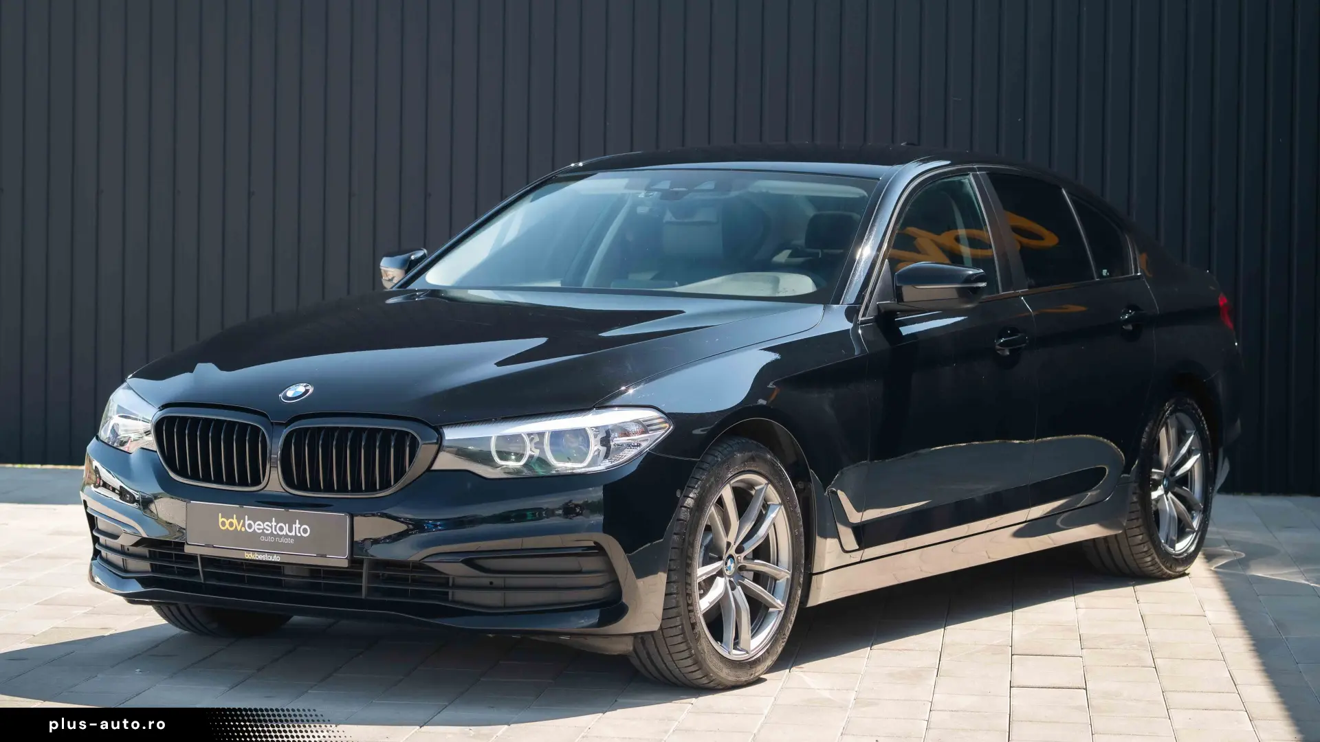 BMW Seria 5 520d xDrive AT