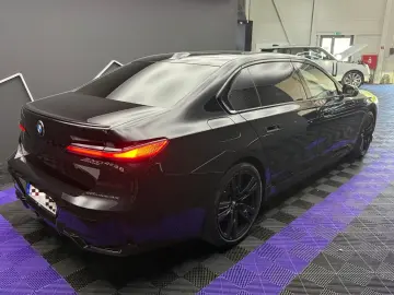 BMW 740 d MSport Pro Pack- B&W- SkyLounge- Pano- TV