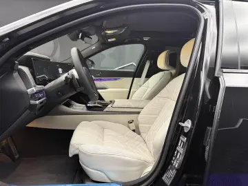 BMW 740 d MSport Pro Pack- B&W- SkyLounge- Pano- TV