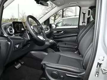 MERCEDES-BENZ V 300 d 4MATIC AVANTGARDE AMG Line Lan…