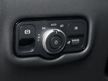 MERCEDES-BENZ V 300 d 4MATIC AVANTGARDE AMG Line Lan…