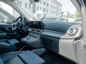 MERCEDES-BENZ V 300 Avantgarde lang 4x4 AHK Standh Sitzklima