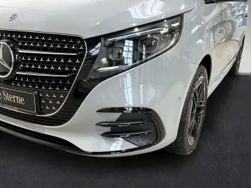 MERCEDES-BENZ V 300 d 4M LANG AVANTGARDE AMG DIST Bu…