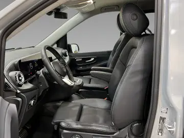 MERCEDES-BENZ V 300 d 4M LANG AVANTGARDE AMG DIST Bu…
