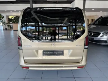 MERCEDES-BENZ V 300 d 4MATIC AVANTGARDE L PANO SITZL…