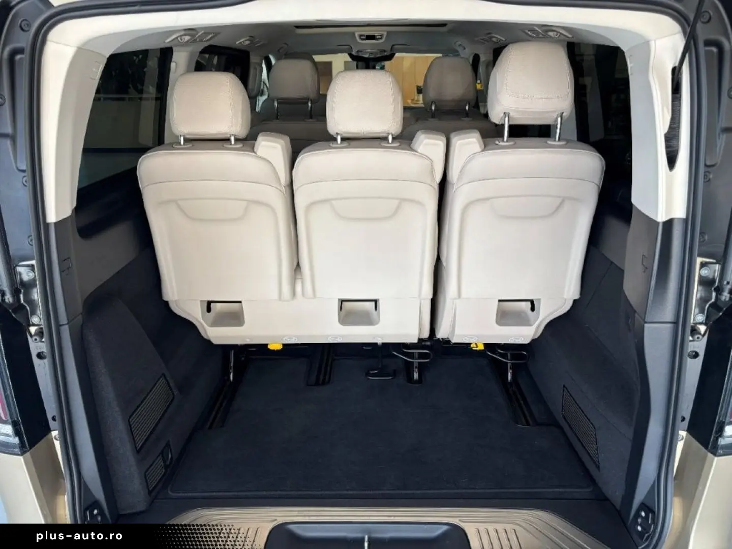 MERCEDES-BENZ V 300 d 4MATIC AVANTGARDE L PANO SITZL&hellip;