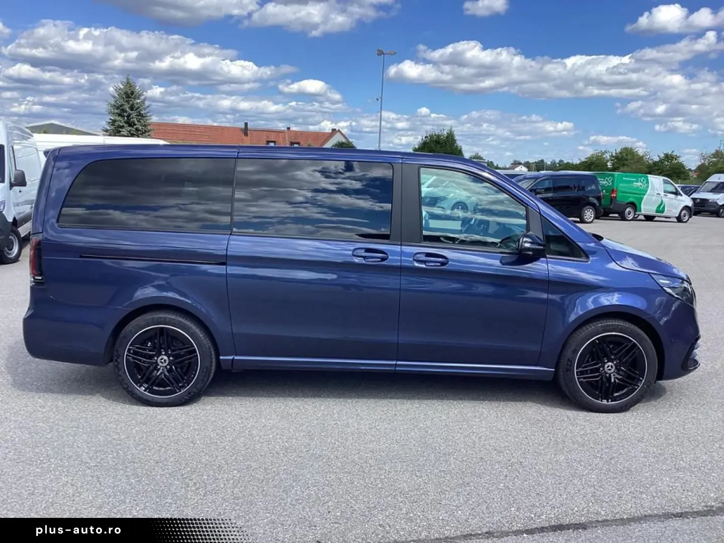 MERCEDES-BENZ V 300 d AVANTGARDE 4M lang AMG AIRMATIC