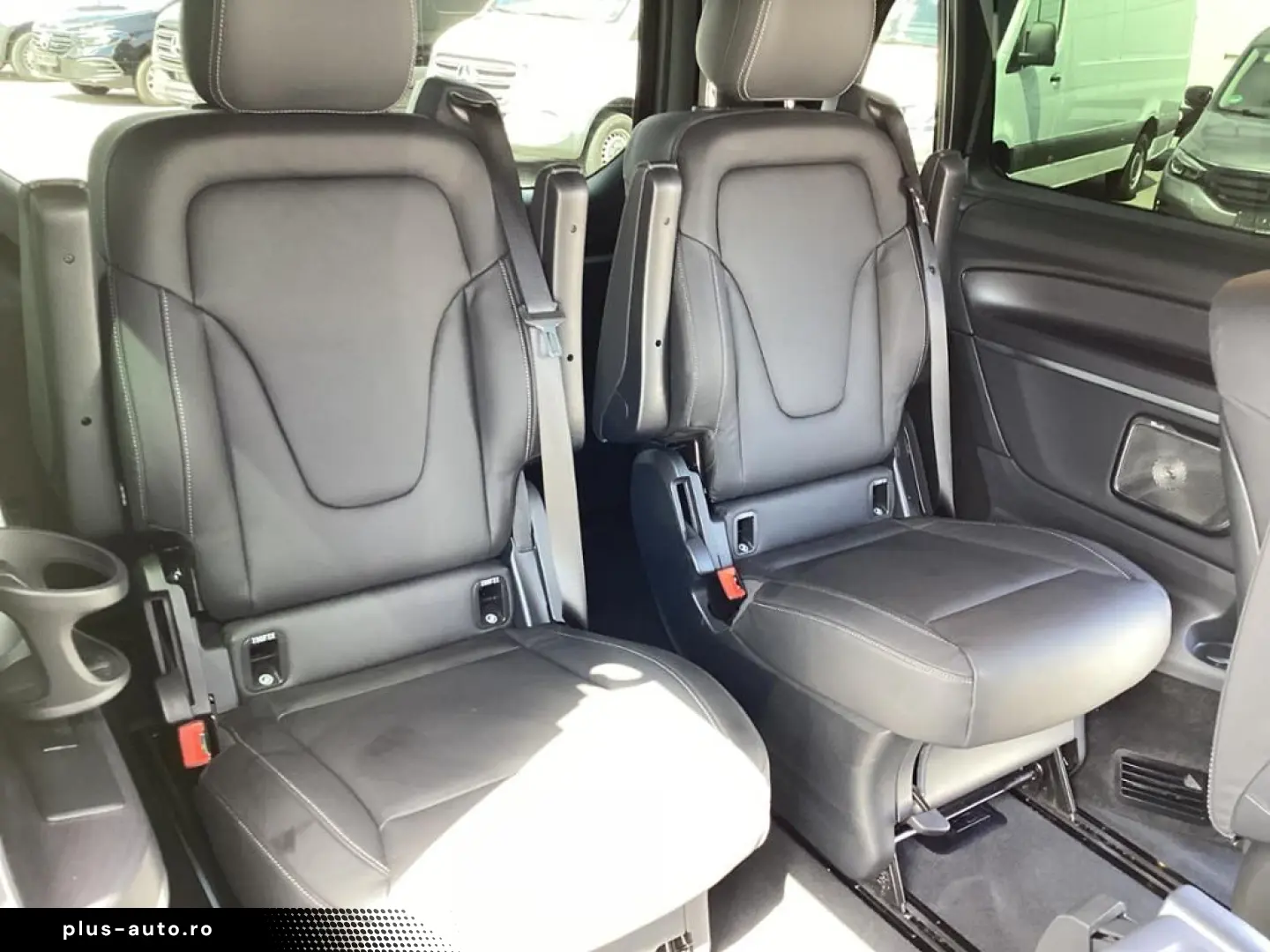 MERCEDES-BENZ V 300 d AVANTGARDE 4M lang AMG AIRMATIC