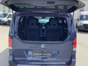 MERCEDES-BENZ V 300 d AVANTGARDE 4M lang AMG AIRMATIC