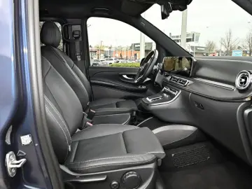 MERCEDES-BENZ V 300 d 4MATIC AVANTGARDE AMG Lang AHK…