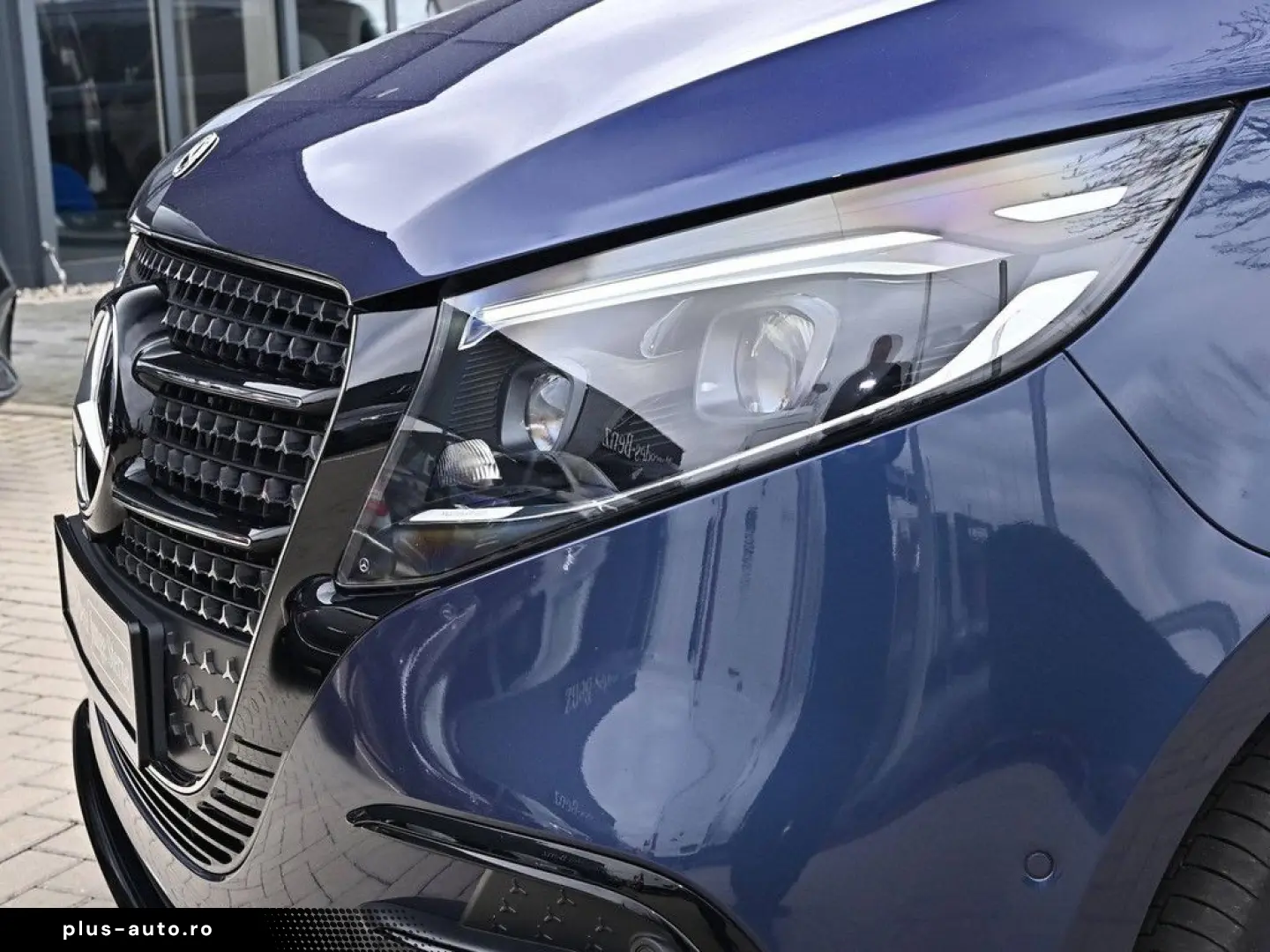 MERCEDES-BENZ V 300 d 4MATIC AVANTGARDE AMG Lang AHK&hellip;
