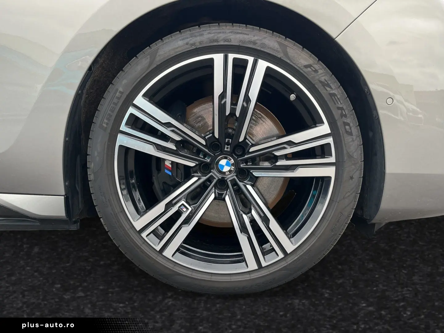 BMW 750e xDrive Inkl. € 1.190 Zubehörbonus 1 99%  M