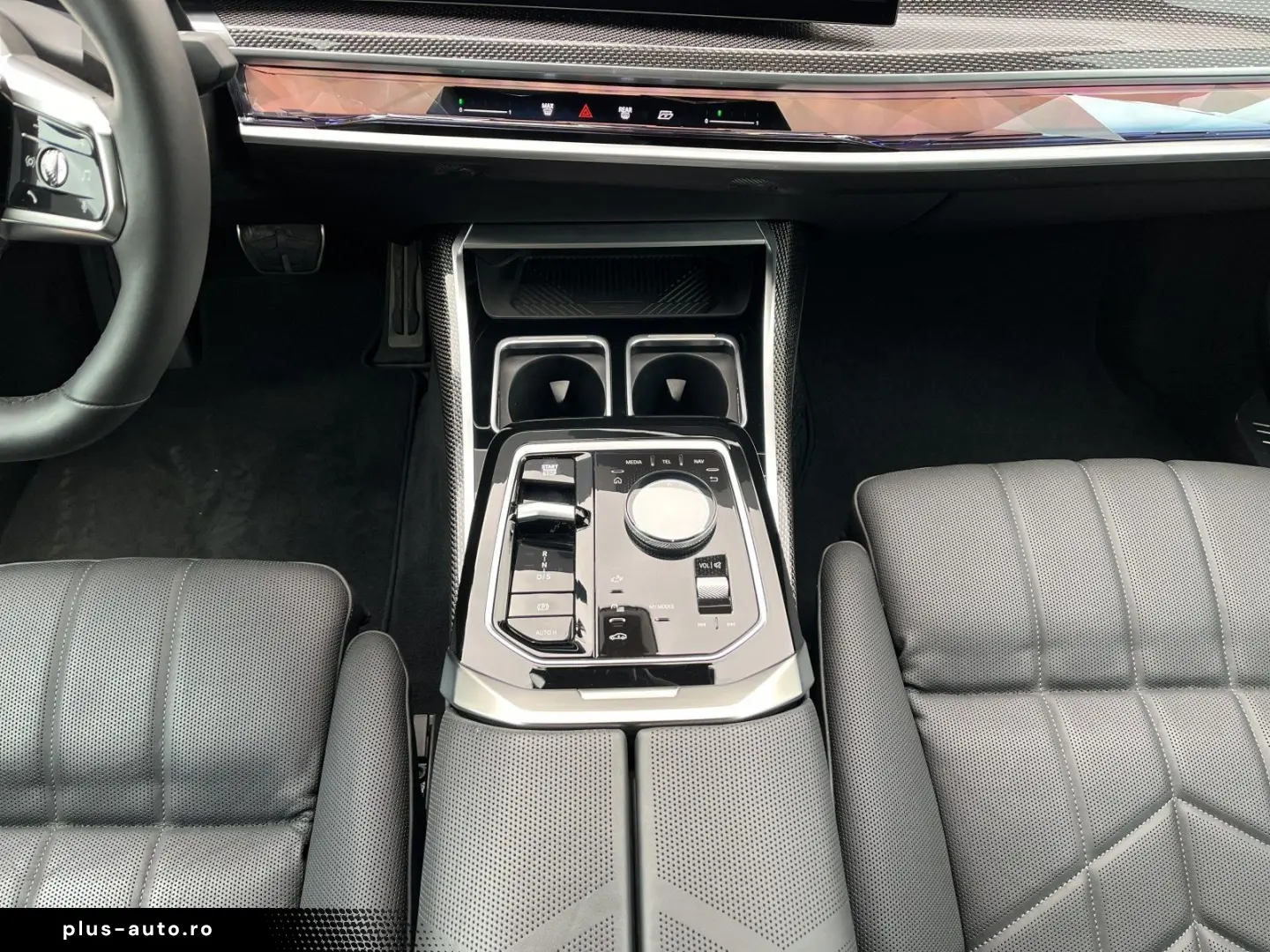 BMW 750e xDrive Inkl. € 1.190 Zubehörbonus 1 99%  M