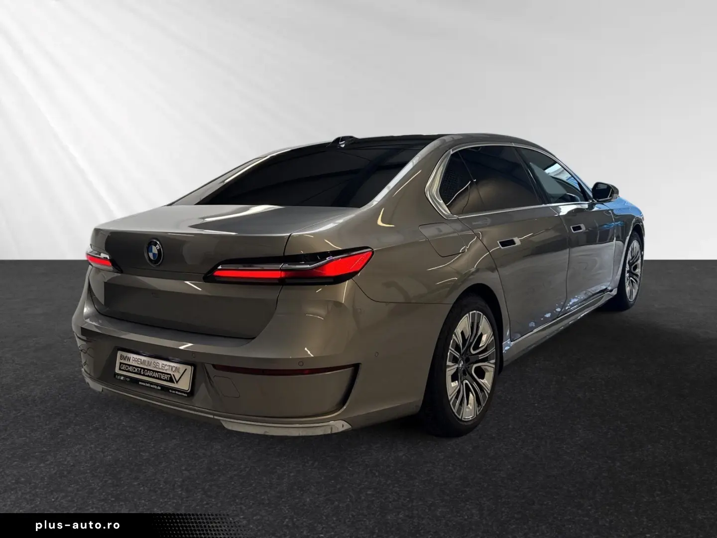 BMW 750e xDrive Inkl. € 1.190 Zubehörbonus Autobahna