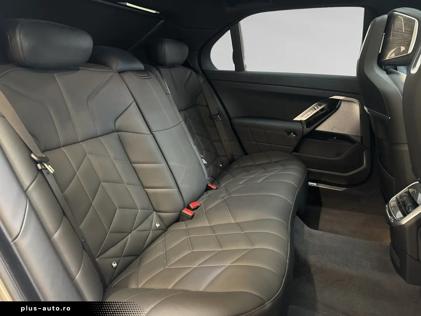 BMW 750e xDrive Inkl. € 1.190 Zubehörbonus Autobahna
