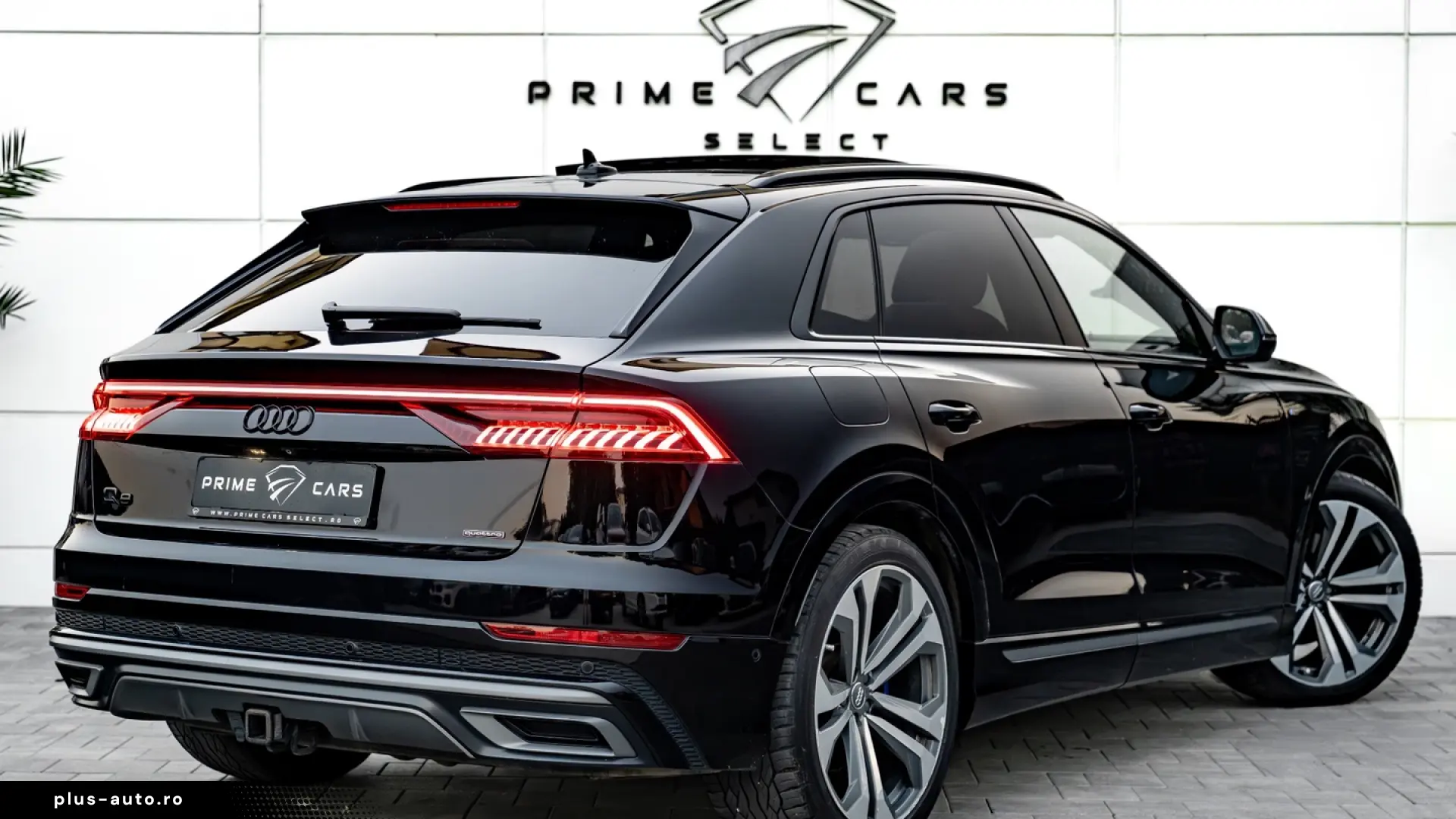 Audi Q8 SUV TFSI quattro 250 kW tiptronic S line business