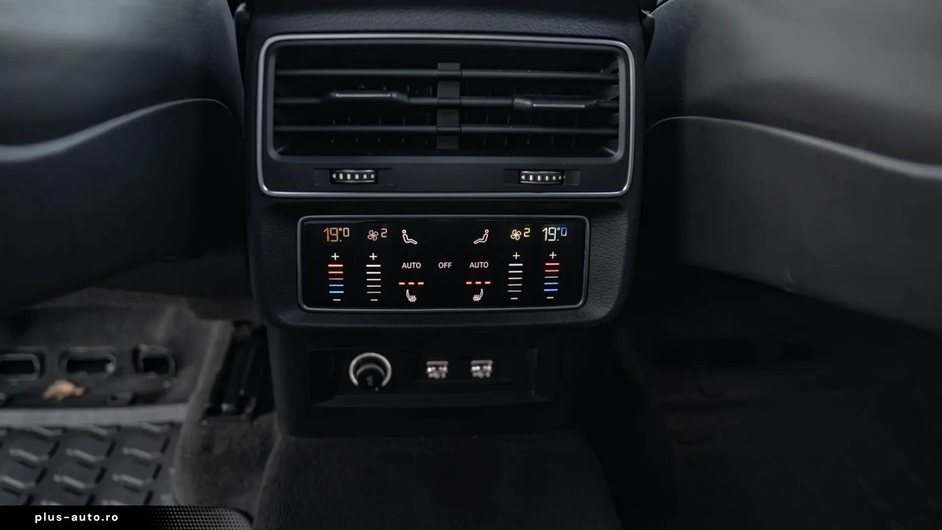 Audi Q8 SUV TFSI quattro 250 kW tiptronic S line business