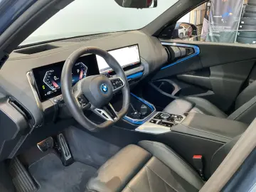 BMW X3 xDrive30e  Glasdach  M Sportpaket  AC-Schnell