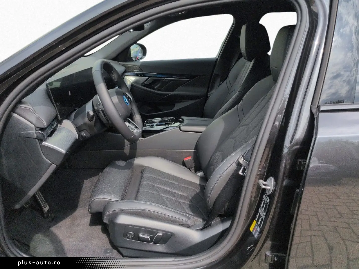 BMW 530e Lim M SPORT AdLED Pano 360  HUD H K St Go