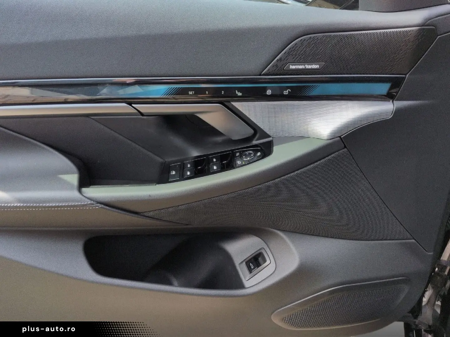 BMW 530e Lim M SPORT AdLED Pano 360  HUD H K St Go