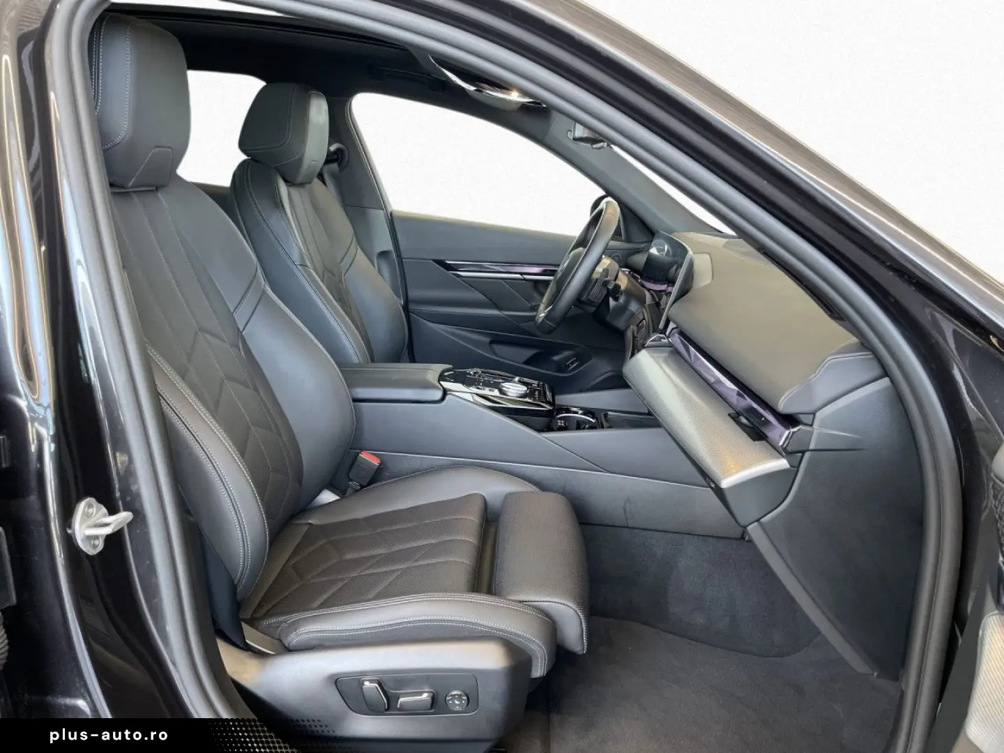 BMW 530e Lim M SPORT AdLED Pano 360  HUD H K St Go