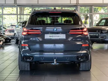 BMW X550e M Pano AHK Luft Carbon Inno UPE  131.290 €