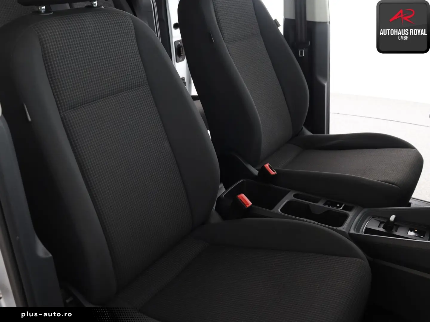 VW Caddy 2.0 TDI 5 SITZE NAVI SHZ 1.HAND SPURHALTE