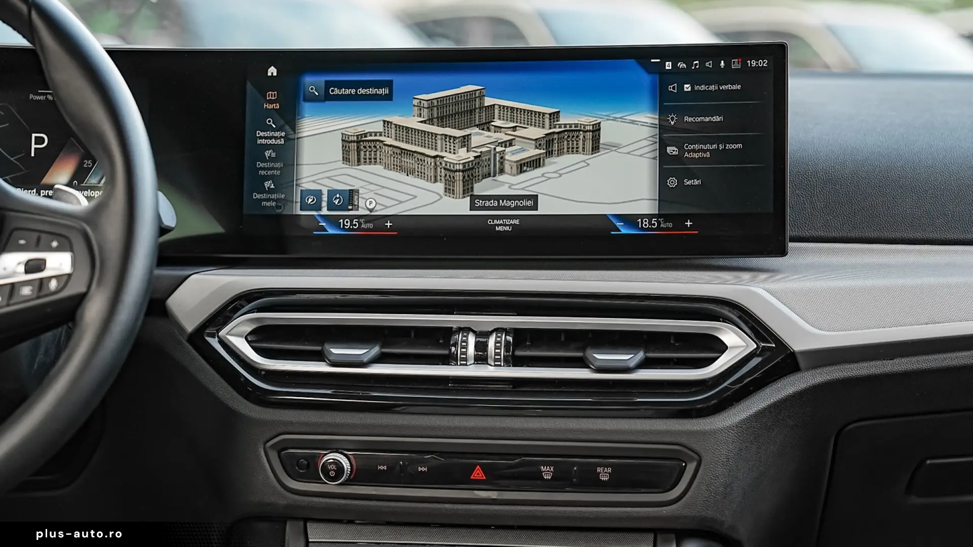 BMW Seria 3 318i Aut. Advantage