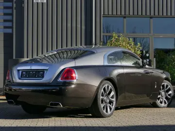 ROLLS ROYCE Wraith Two-Tone Starlight Headliner